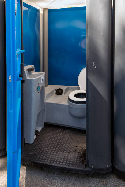 Portable Toilet Options We Offer in Stallion Springs, CA